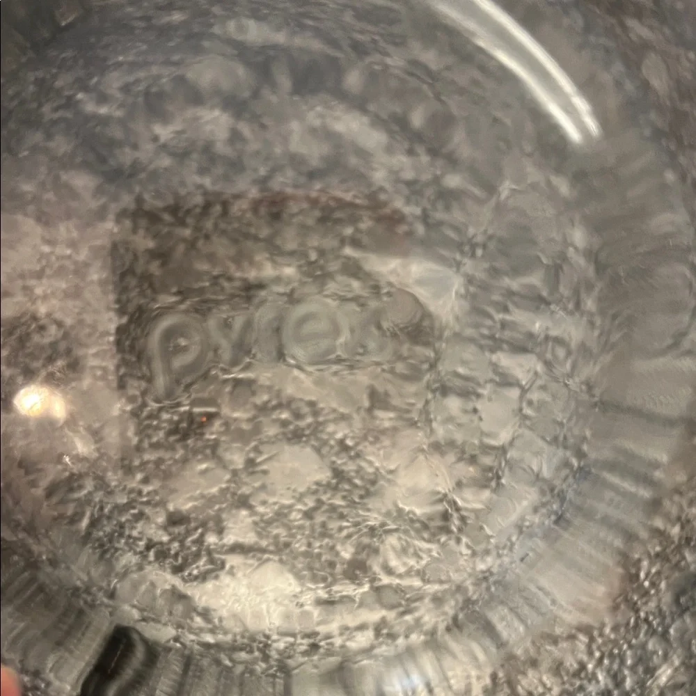 Vintage Glass Pyrex Bowl with White Stripes. Great condition